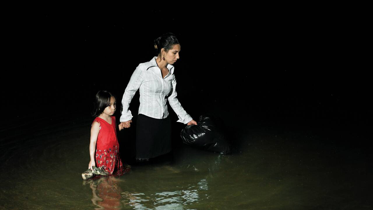 Borjana Ventzislavova, aus der Serie „Me, You and Them. No one is secure“, 2008.  Borjana Ventzislavova, aus der Serie „Me, You and Them. No one is secure“, 2008.