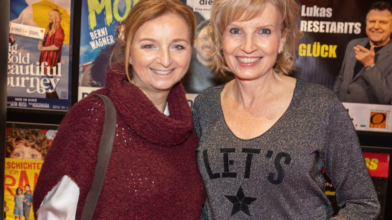 Schauspielerin Anita Köchl mit ORF-Moderatorin Romy Seidl. 