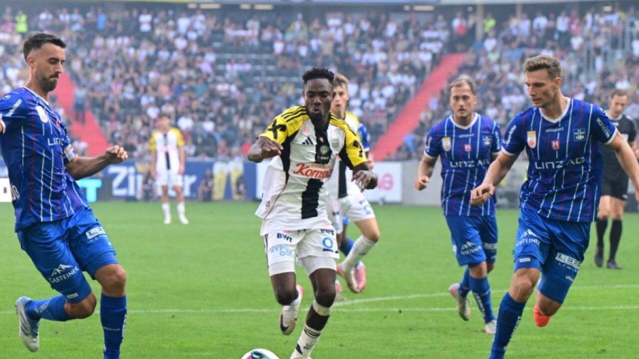 Zuletzt setzte sich im September der LASK gegen Blau-Weiß durch  Zuletzt setzte sich im September der LASK gegen Blau-Weiß durch