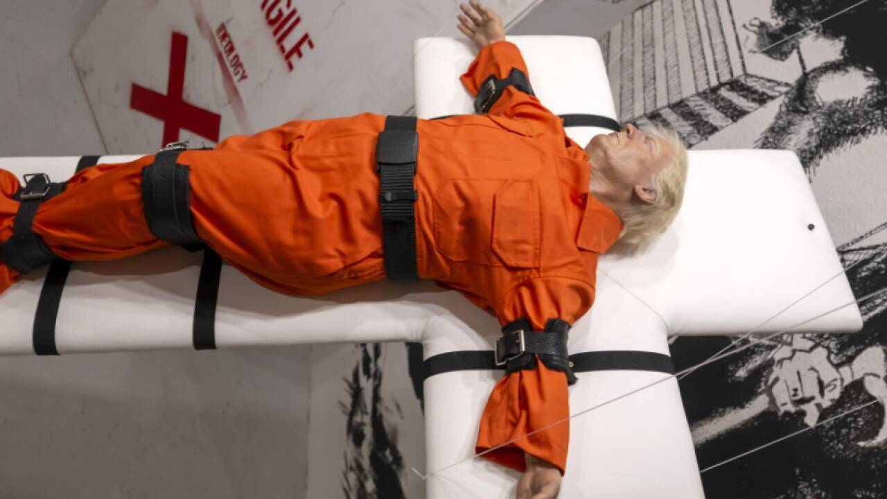 Kunstwerk mit dem Titel "Heiliger oder Sünder"  Kunstwerk mit dem Titel 'Heiliger oder Sünder'