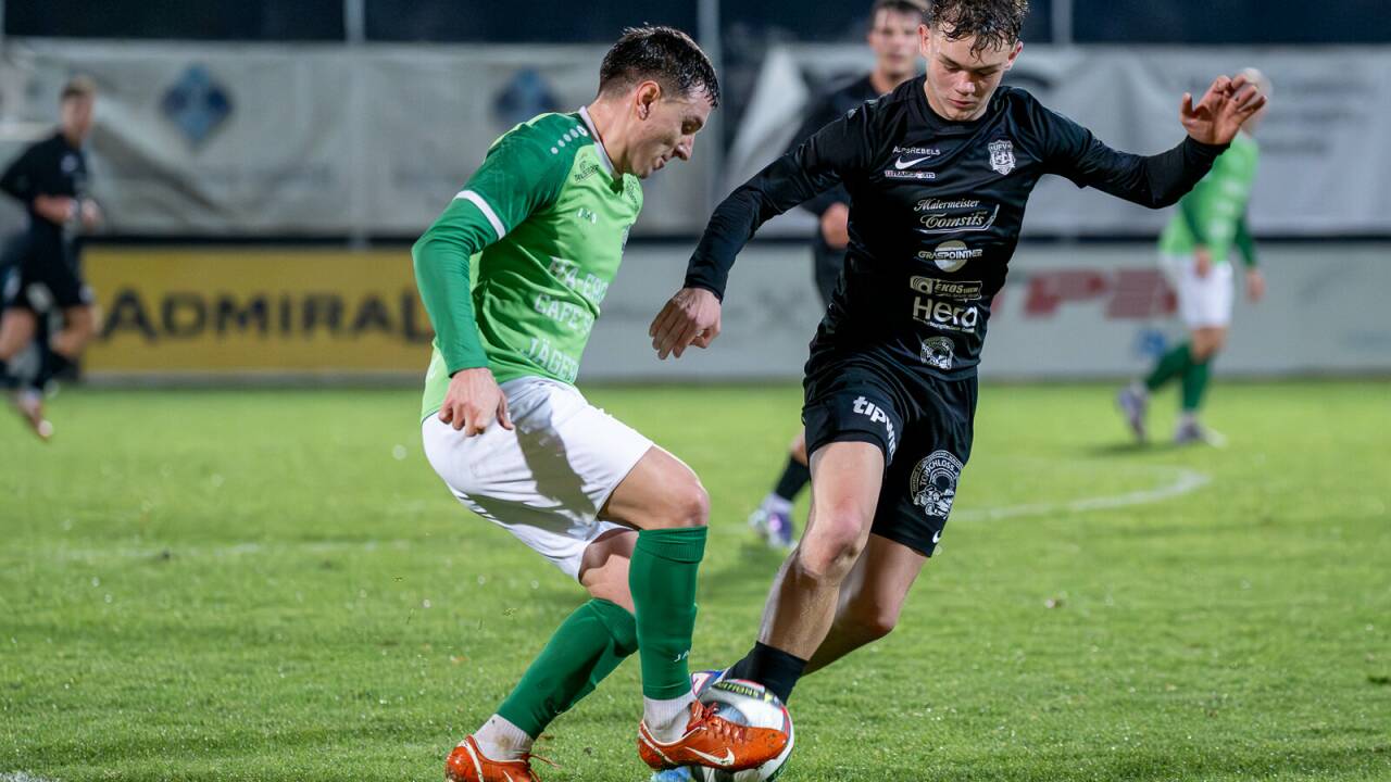 Alem Huremovic (links) assistierte in der Salzburger Liga sehenswert.  Alem Huremovic (links) assistierte in der Salzburger Liga sehenswert.