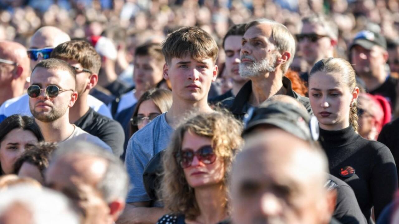 Zehntausende auf der Stra§e 