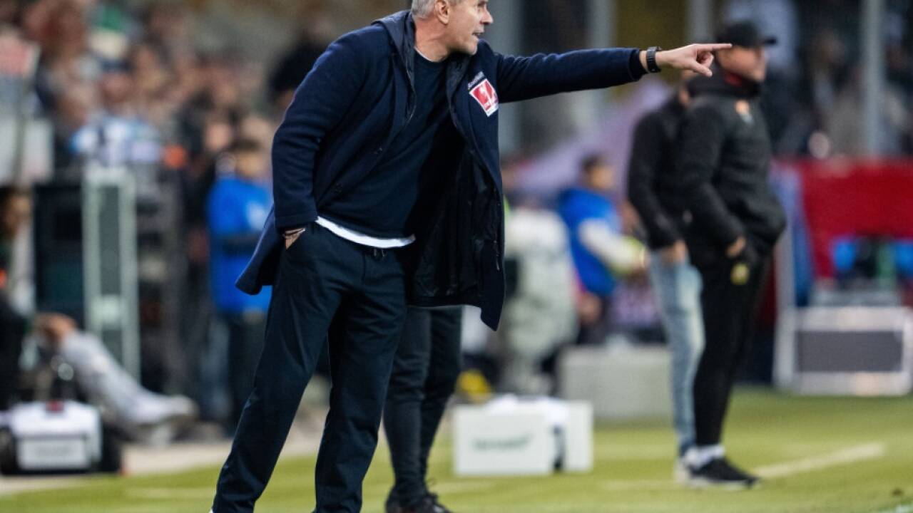 Selbst Vierfach-Tausch vor der Pause half SKN-Coach Sekerlioglu nichts 