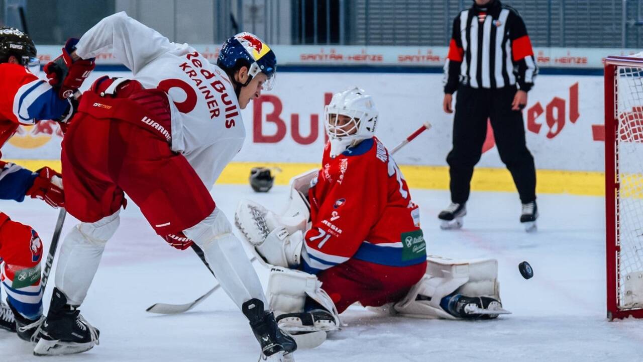 Benedikt Krainer erzielte das 2:0 für die Juniors. 