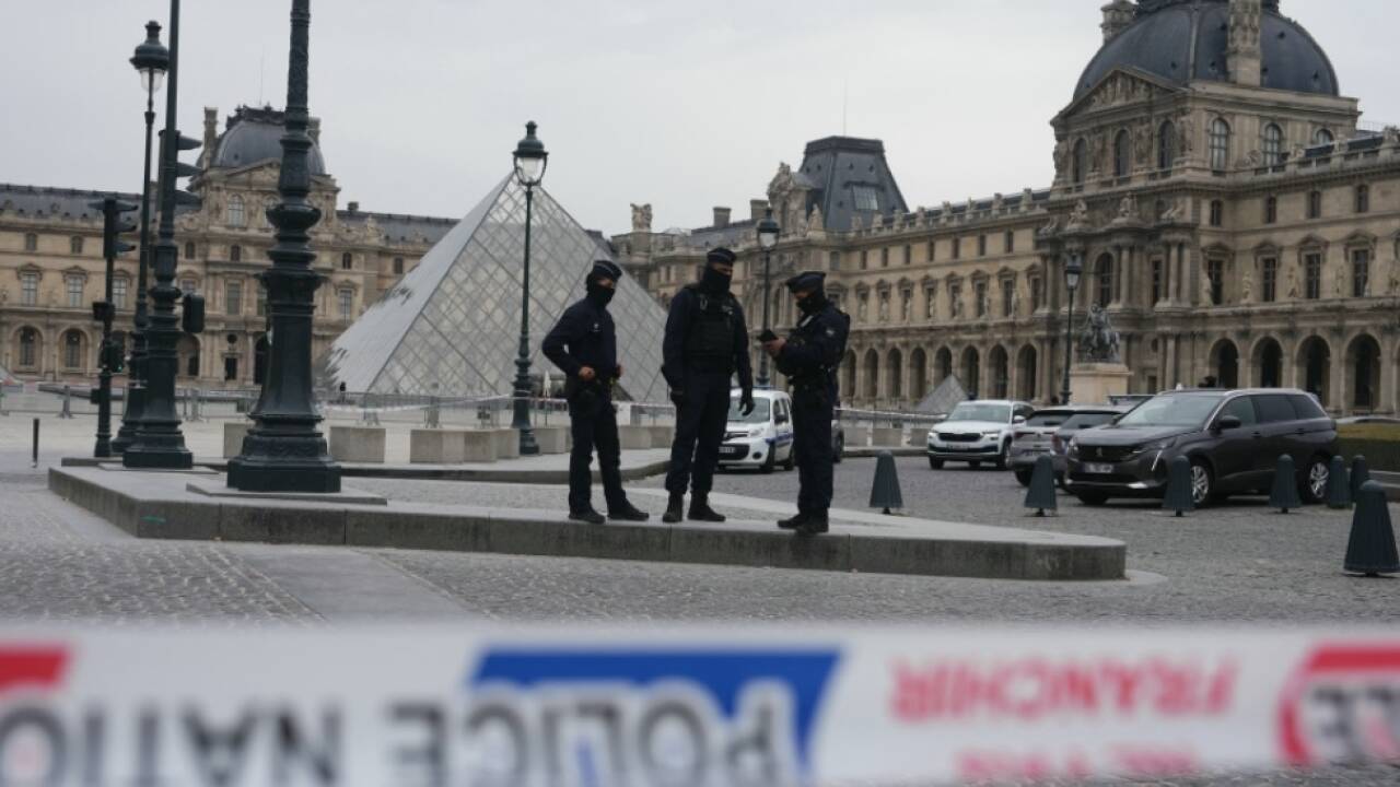 Der spektakuläre Raub beschäftigt die Behörden 
