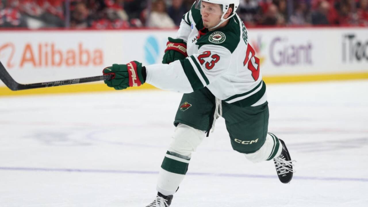 Rossi scorte beim Sieg von Minnesota Rossi scorte beim Sieg von Minnesota