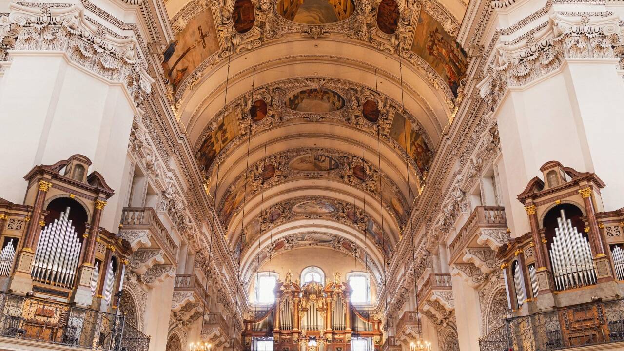 Das Requiem für Landesrat Josef Schwaiger findet am 4. November 2025 ab 11 Uhr im Dom zu Salzburg statt. Die Erzdiözese überträgt live. 