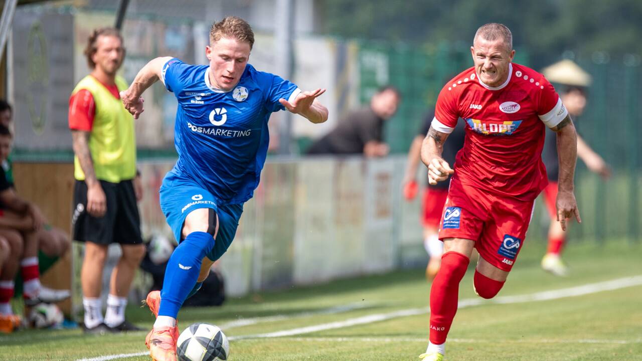 Der ASV Salzburg und Trainer Pascal Ortner (im Hintergrund) gehen getrennte Wege.  Der ASV Salzburg und Trainer Pascal Ortner (im Hintergrund) gehen getrennte Wege.