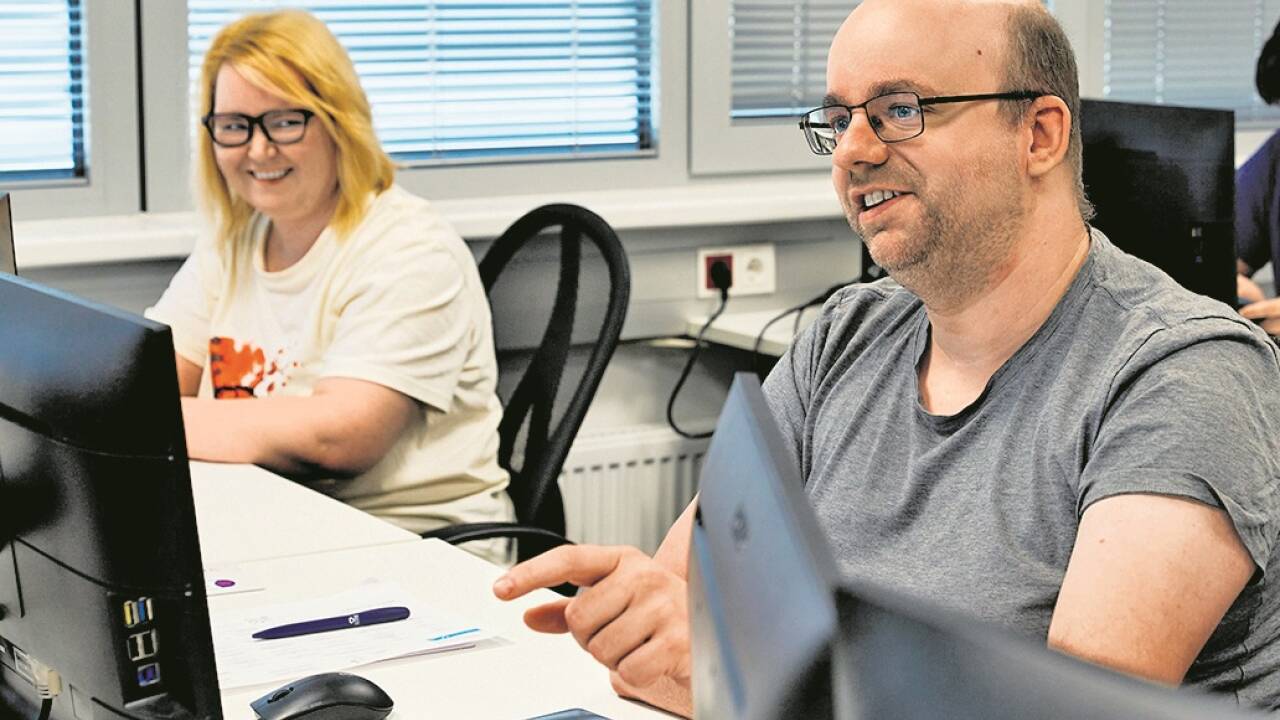 Der Wiener Markus H. hat die IT-Ausbildung bei ETC gemacht. Jetzt arbeitet er beim Speicherunternehmen RAG: „Ein sehr familiäres Umfeld.“  