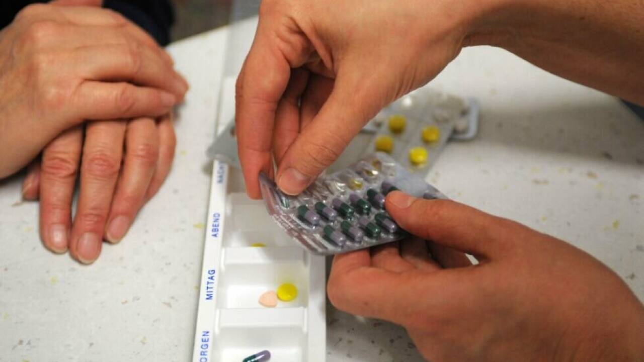 Pflege: Restriktive Regelungen erschweren Zugang zu Medikamenten  Pflege: Restriktive Regelungen erschweren Zugang zu Medikamenten