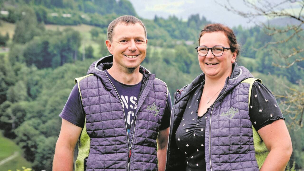 Die Familie Laner vom Werfener Lehengut verschreibt sich mit dem Genussladen im Gemeindezentrum der Direktvermarktung ihrer Produkte. Die Familie Laner vom Werfener Lehengut verschreibt sich mit dem Genussladen im Gemeindezentrum der Direktvermarktung ihrer Produkte.