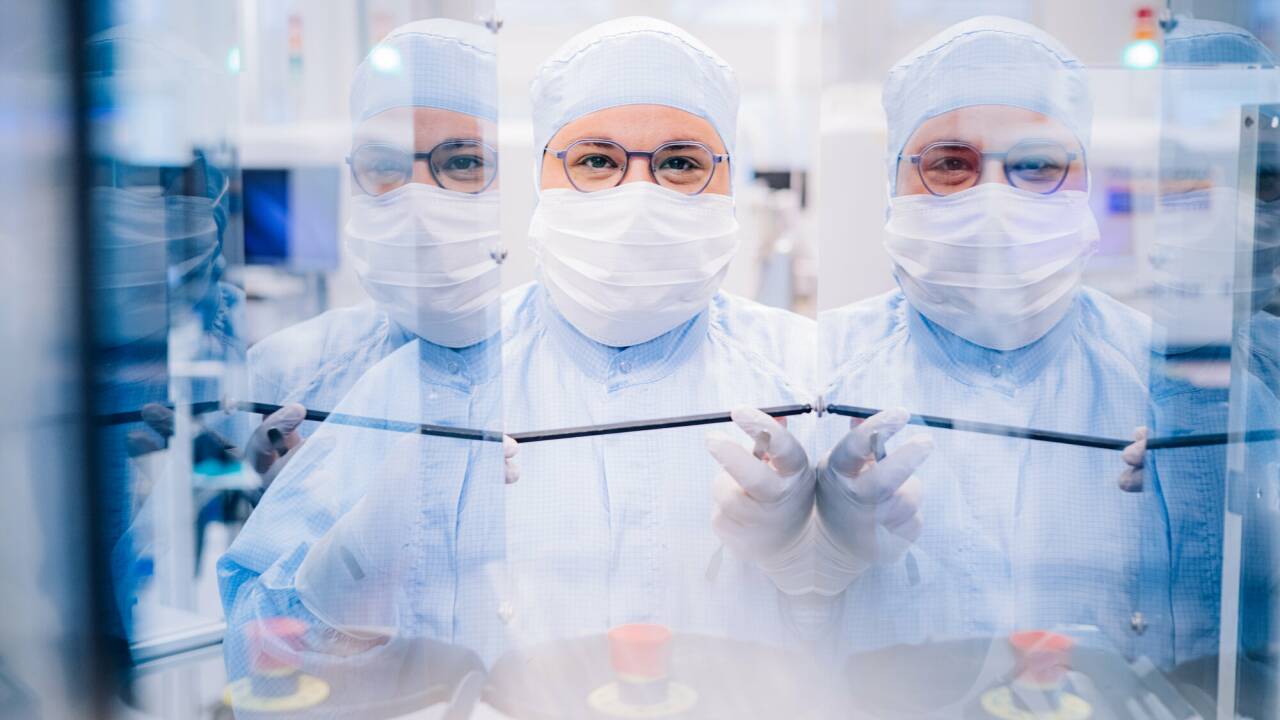 Für die Fertigung im Reinraum in Leoben wird Personal gesucht. 