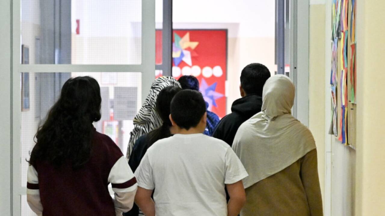 Schuldirektor Christian Klar hält das Prinzip von Deutschförderklassen für richtig, kritisiert aber die Umsetzung. Schuldirektor Christian Klar hält das Prinzip von Deutschförderklassen für richtig, kritisiert aber die Umsetzung.