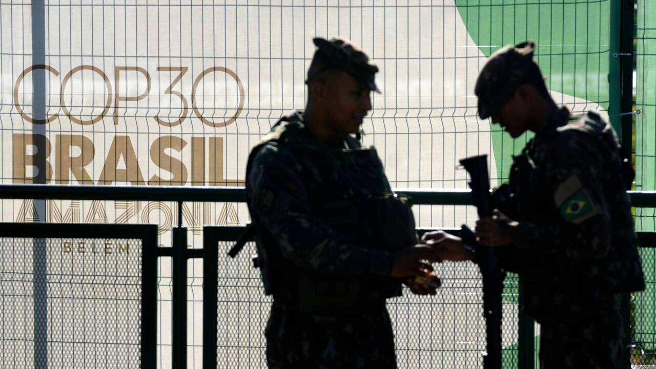 In Belém laufen die letzten Vorbereitungen auf die Weltklimakonferenz, die am Montag offiziell beginnt. In Belém laufen die letzten Vorbereitungen auf die Weltklimakonferenz, die am Montag offiziell beginnt.