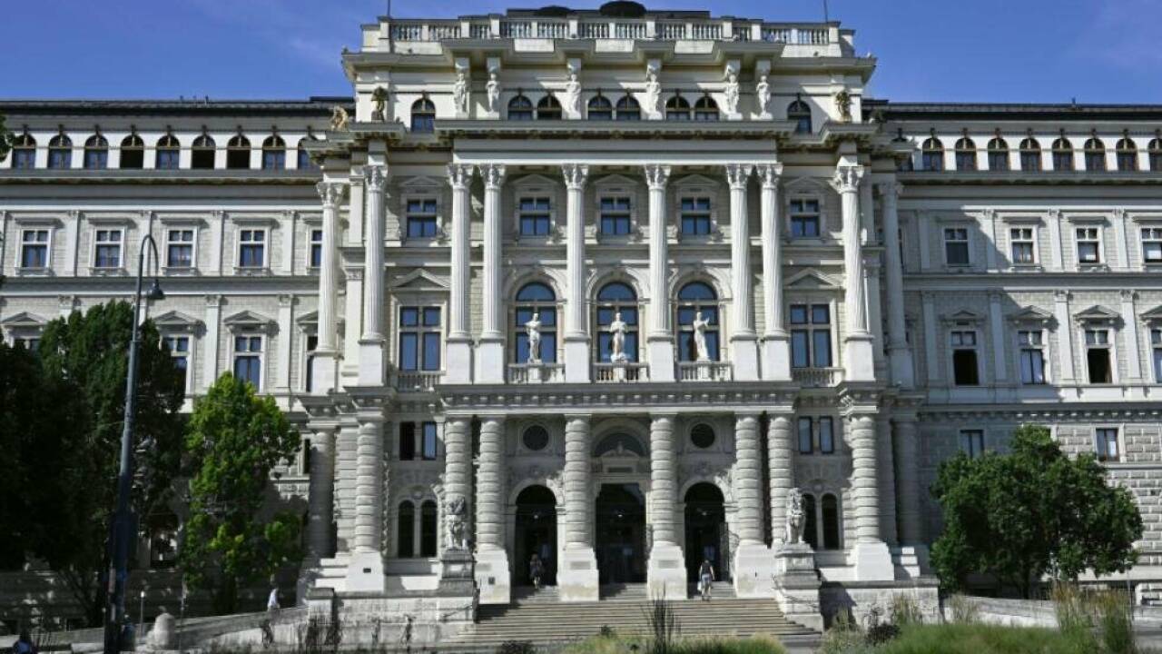 Der Mann musste sich am Mittwoch dem Prozess am OLG stellen 