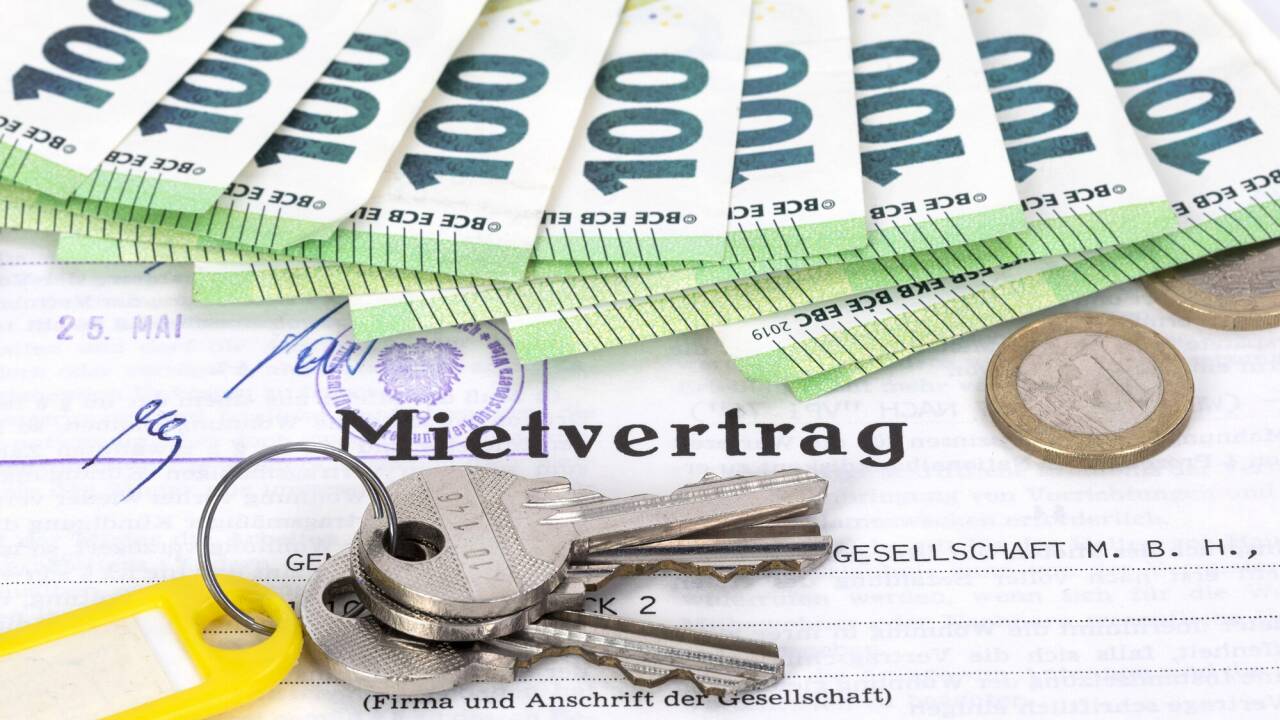 Wer es einmal in eine geförderte Wohnung geschafft hat, hat es gut. Wer es einmal in eine geförderte Wohnung geschafft hat, hat es gut.