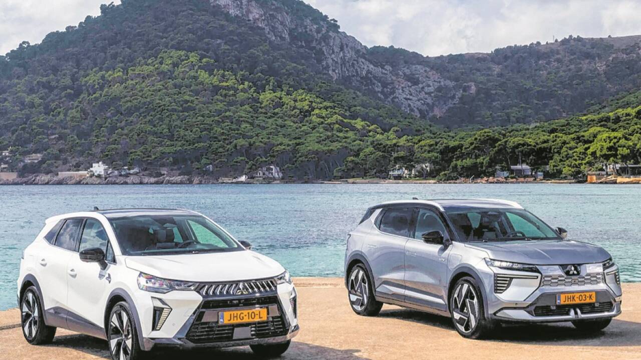 Kommen 2026 nach Österreich: Der teilelektrische Grandis (links) sowie der vollelektrische Eclipse Cross.  