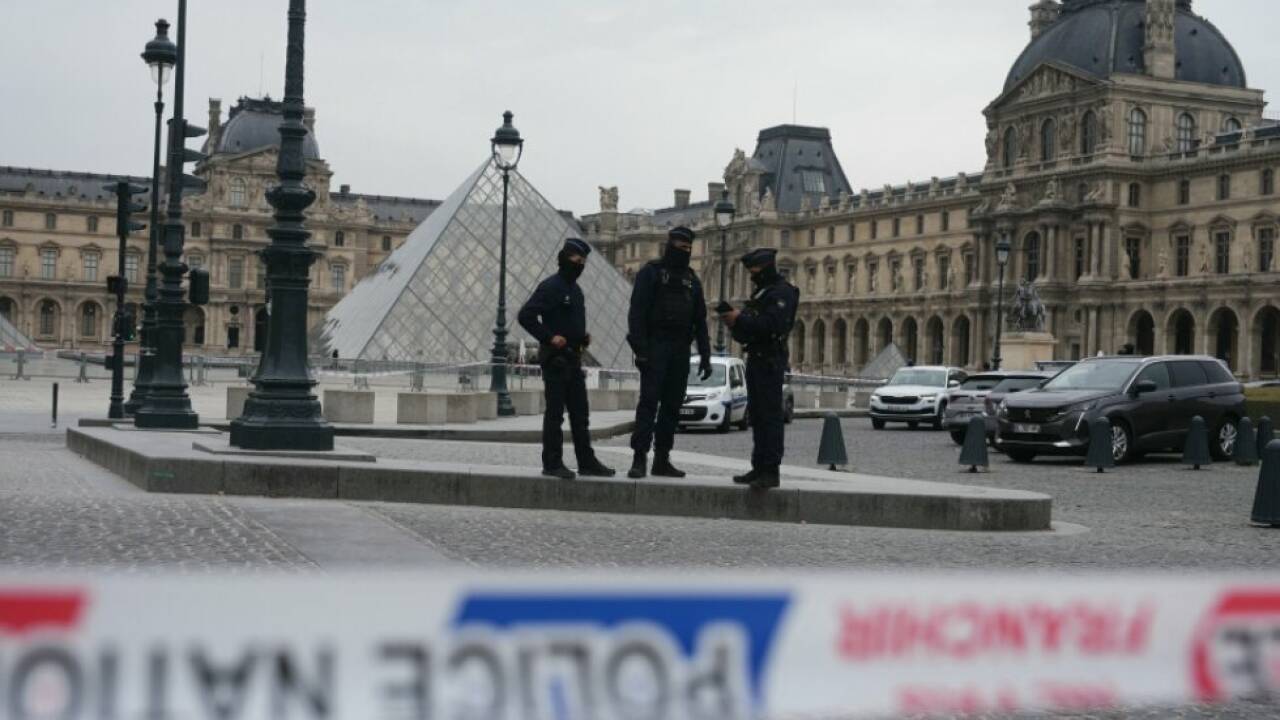 Sicherheitsmängel im Louvre machten den Prüfern bereits länger Sorgen Sicherheitsmängel im Louvre machten den Prüfern bereits länger Sorgen