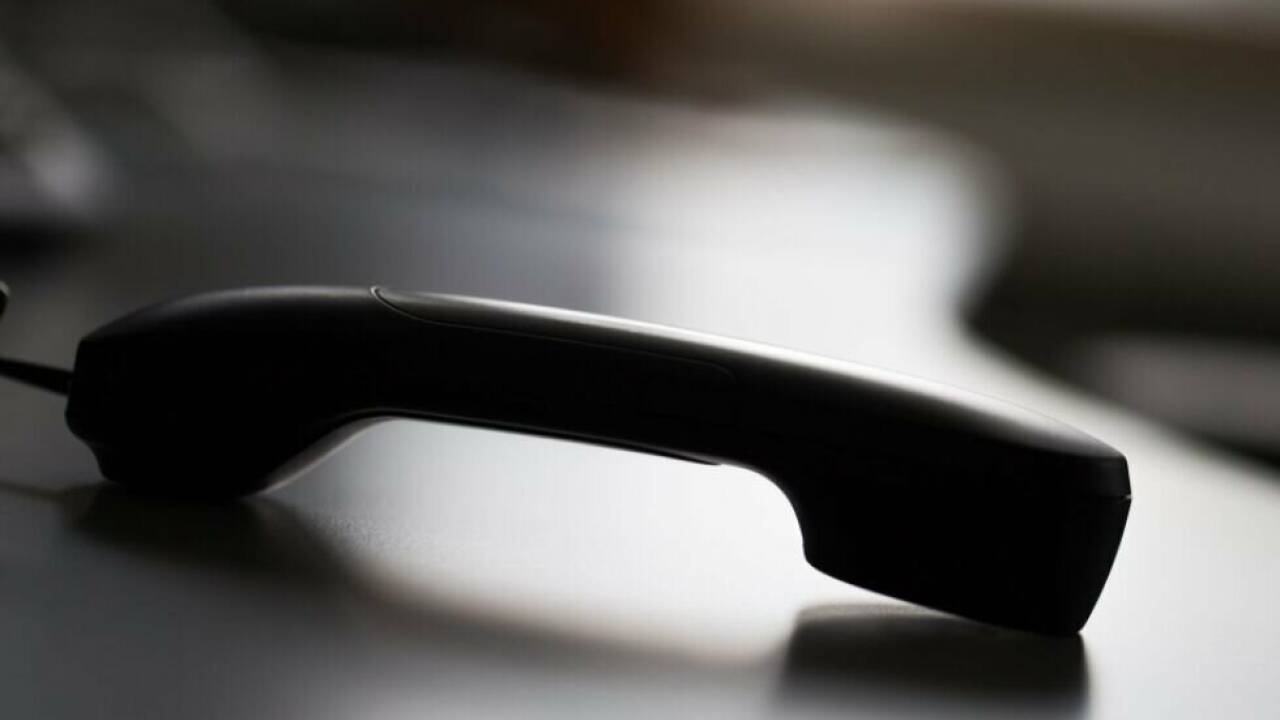 ++ ARCHIVBILD ++ "Hallo, hier spricht Oberinspektor Gruber" ++ ARCHIVBILD ++ 'Hallo, hier spricht Oberinspektor Gruber'