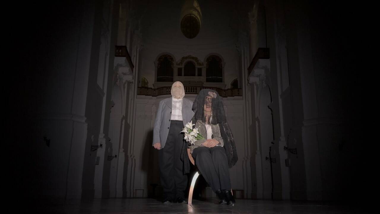 Szene aus „Die Verwesung des Herrn Pfitzner“. Szene aus „Die Verwesung des Herrn Pfitzner“.