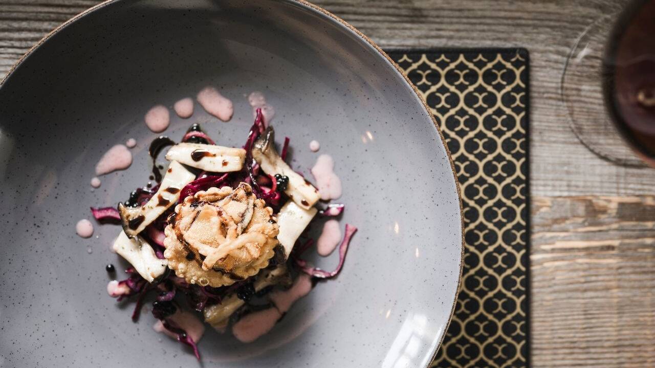 Das Excelsior Dolomites Life Resort ist es ist ein Winterrefugium, in dem Sport, Genuss und Entspannung auf höchstem Niveau verschmelzen. Das Excelsior Dolomites Life Resort ist es ist ein Winterrefugium, in dem Sport, Genuss und Entspannung auf höchstem Niveau verschmelzen.