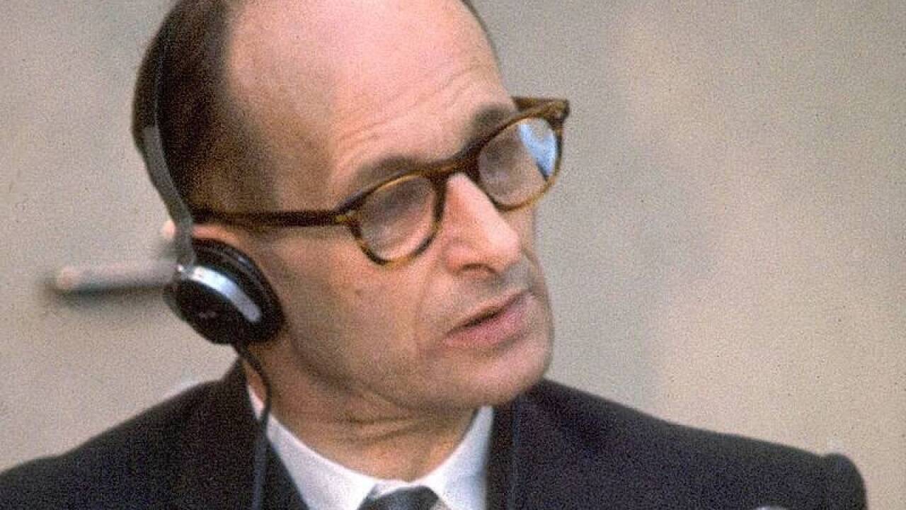 Adolf Eichmann – in Argentinien waren NS-Verbrecher wie er nach 1945 willkommen. Adolf Eichmann – in Argentinien waren NS-Verbrecher wie er nach 1945 willkommen.