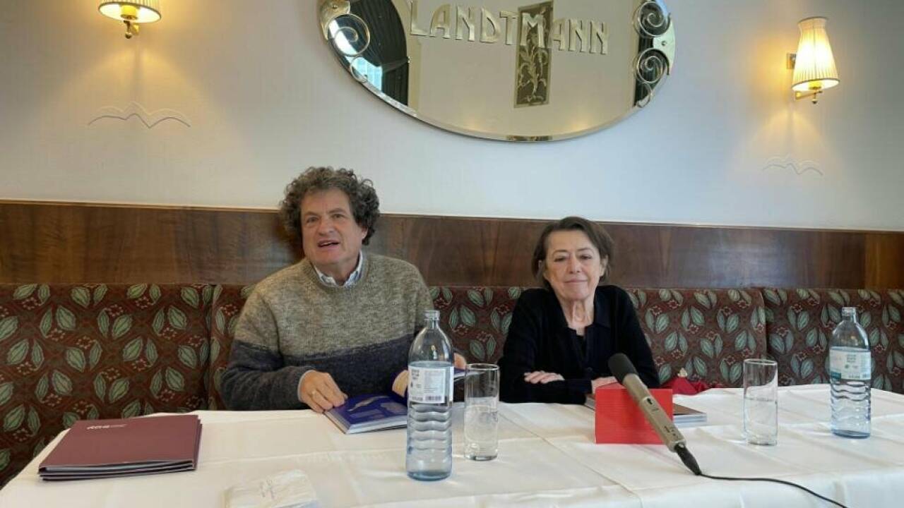 Direktor Hanno Loewy, Kuratorin Felicitas Heimann-Jelinek Direktor Hanno Loewy, Kuratorin Felicitas Heimann-Jelinek