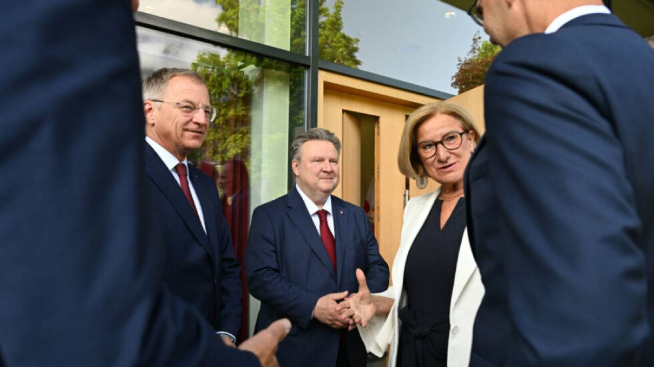 Ludwig, Mikl-Leitner und Stelzer sind die Spitzenverdiener der LHs Ludwig, Mikl-Leitner und Stelzer sind die Spitzenverdiener der LHs