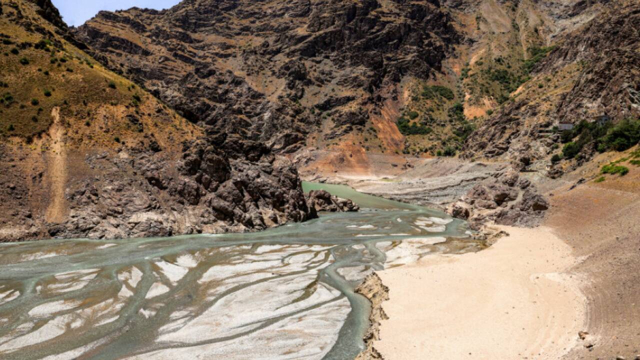 Bevölkerung soll Wasserbehälter und Pumpen installieren 