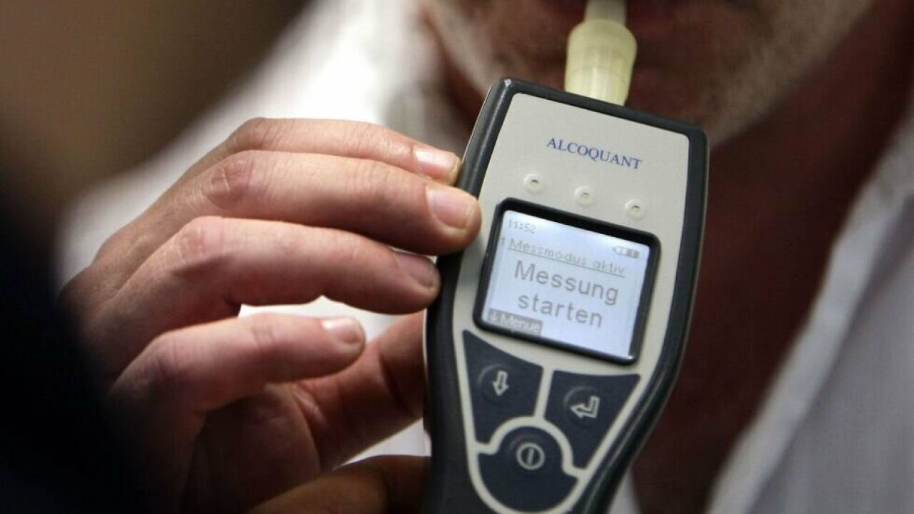 Der Mann musste seinen Führerschein abgeben Der Mann musste seinen Führerschein abgeben