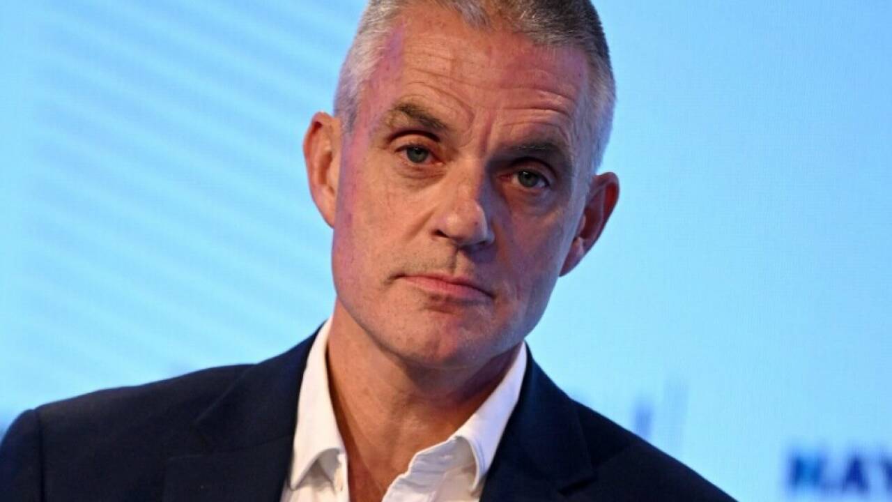 BBC-Generaldirektor Tim Davie ist zurückgetreten BBC-Generaldirektor Tim Davie ist zurückgetreten