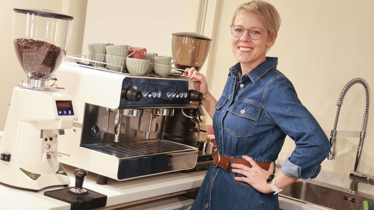 „Die Spätstückerin“ Andrea Siessl in ihrem Lokal in St. Wolfgang am Wolfgangsee. 