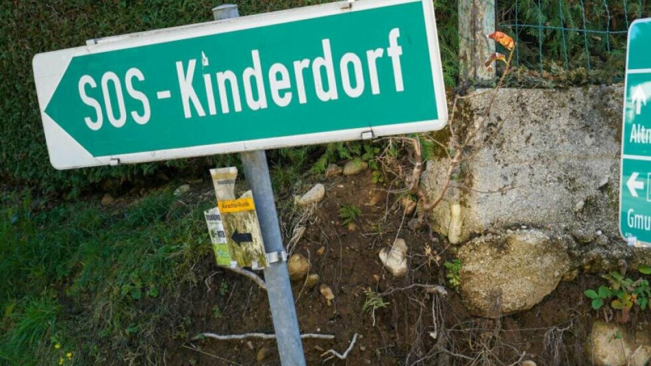 SOS-Kinderdorf-Leiter in Altmünster zurück im Amt. 