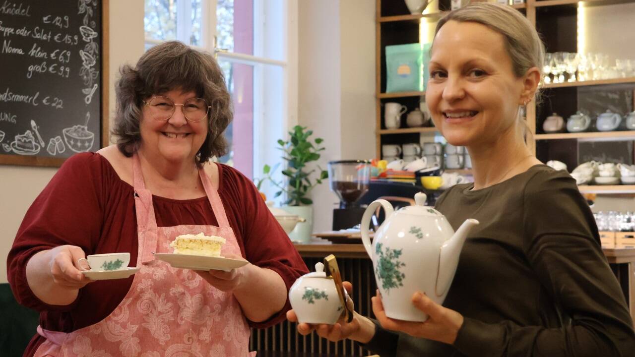 Bettina Fleiss und Claudia Lämmermeyer im Frida Bistro. Bettina Fleiss und Claudia Lämmermeyer im Frida Bistro.
