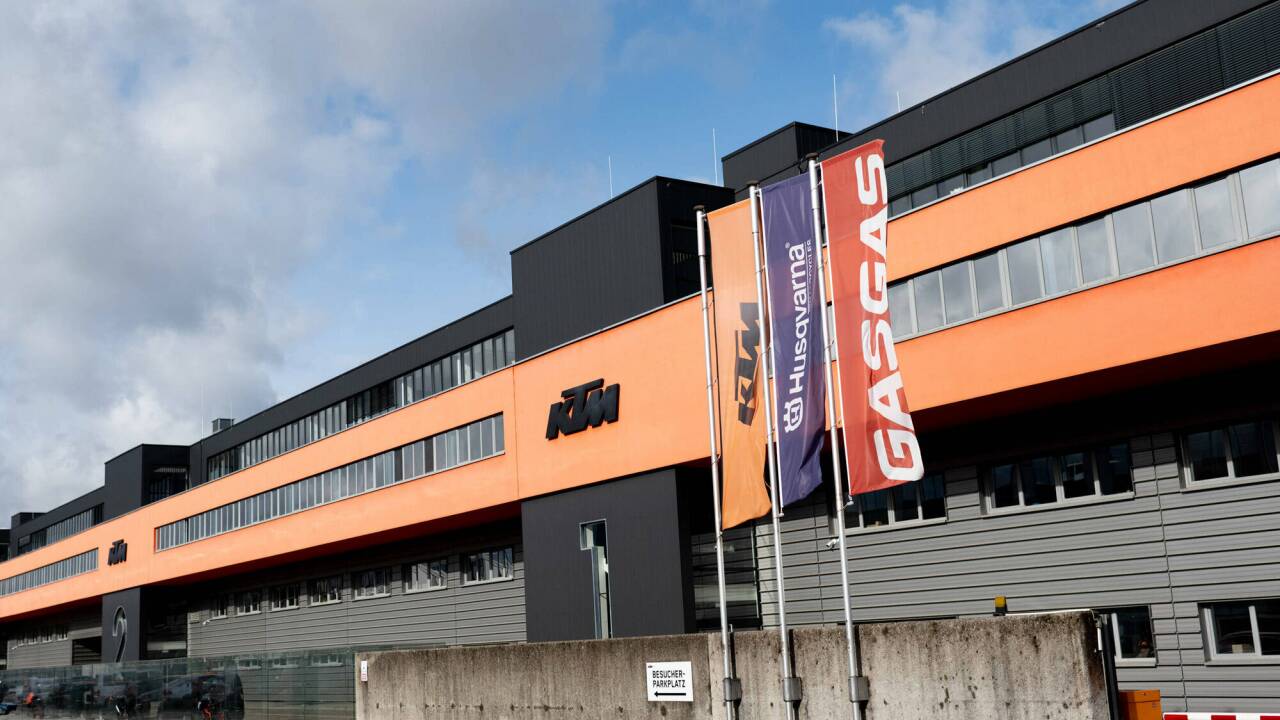 Die Pierer Mobility steht bald unter indischer Kontrolle Blick auf die KTM-Zentrale.