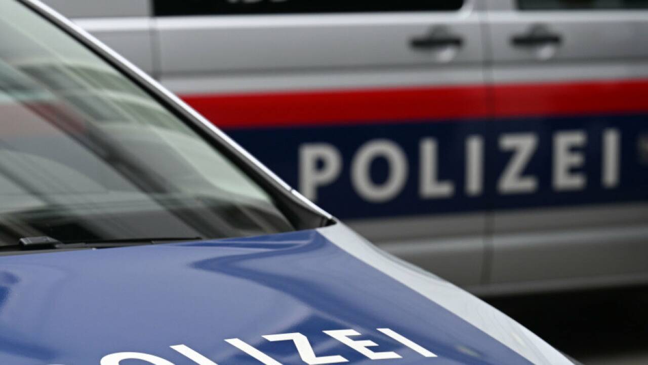 Nach dem Mann wurde wegen mutmaßlichen Betrugs gefahndet (Symbolbild). 