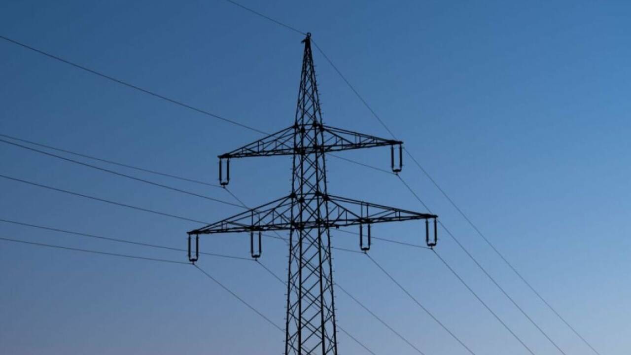 Stromausfall-im-Pinzgau-Bis-zu-20-000-Haushalte-ohne-Strom