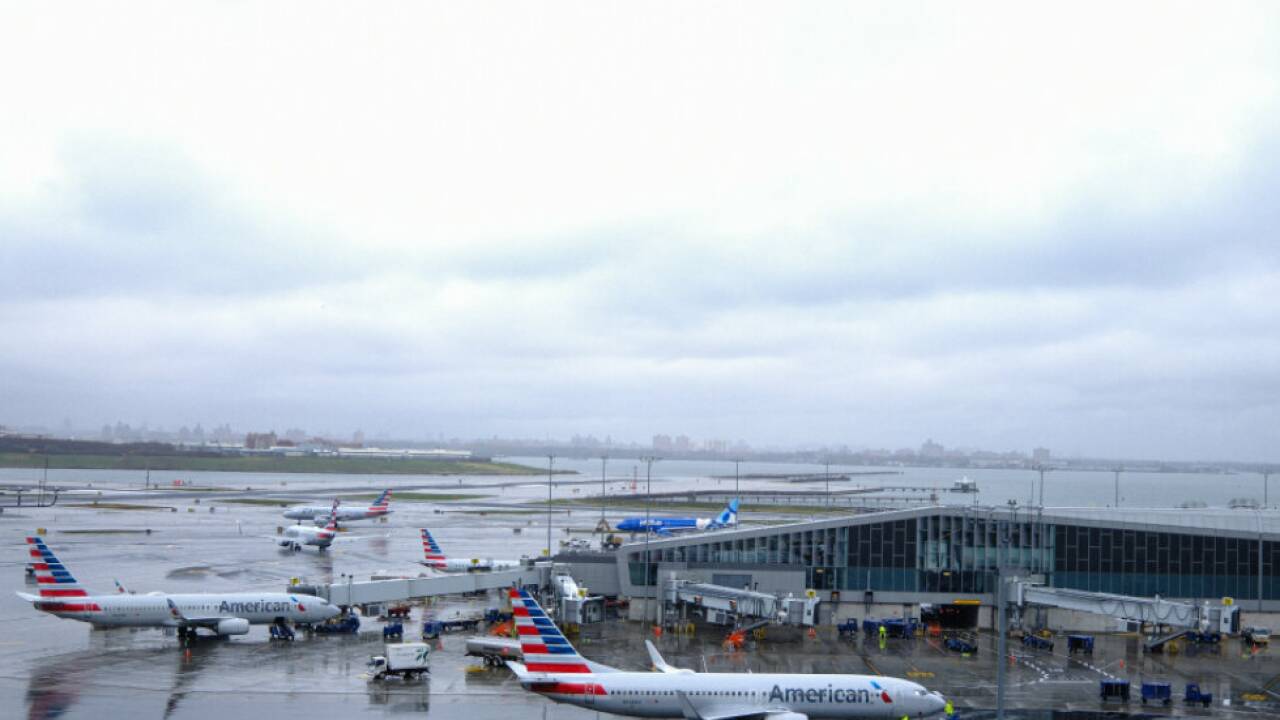 Zahlreiche Flüge fielen aus 