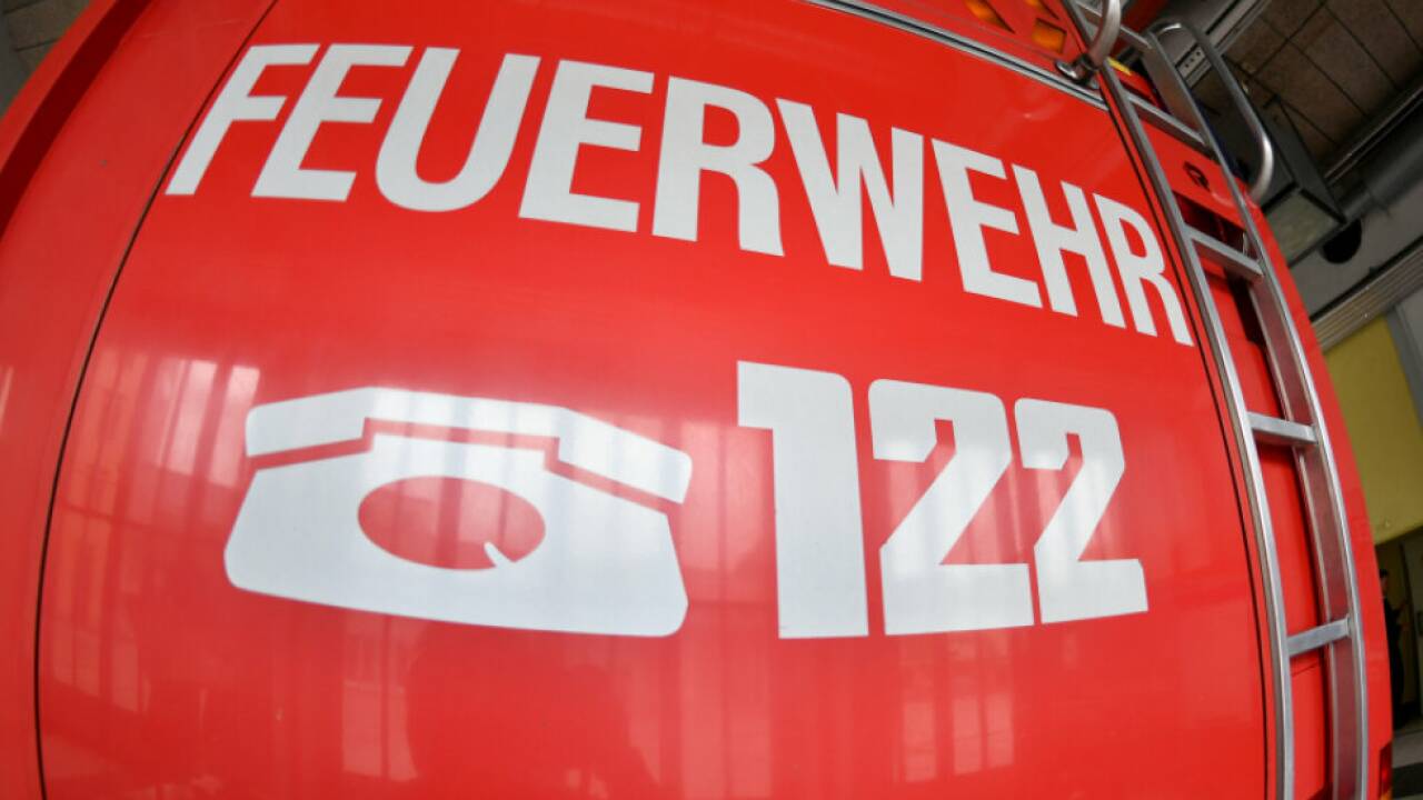 Feuerwehr bekämpfte Gebäudebrand in Amstetten 