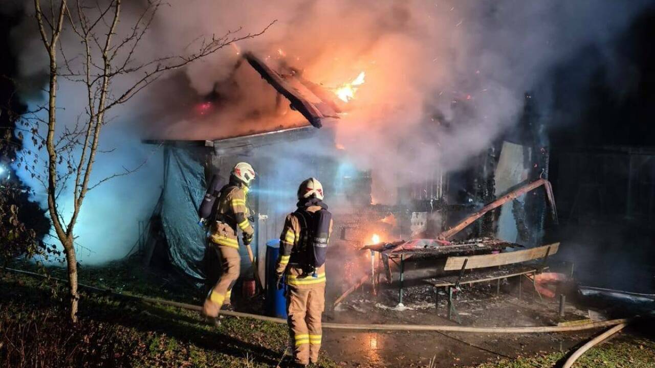 Zahlreiche Einsatzkräfte bekämpften den Brand. 