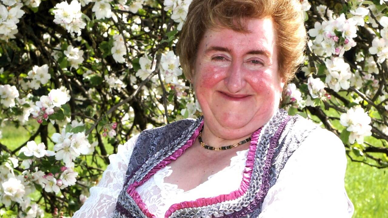 Renate Maier ist eine Ikone der Gstanzl-Szene.  