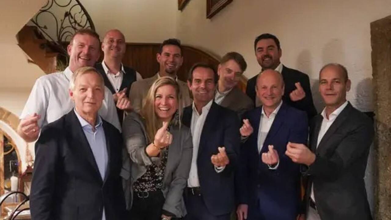 Die Freude bei den Verantwortlichen der Tourismusverbände war groß. Die Freude bei den Verantwortlichen der Tourismusverbände war groß.