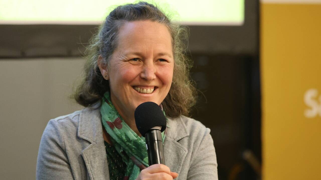 Andrea Dillinger zeichnete die Geschichte Saalfeldens nach. 