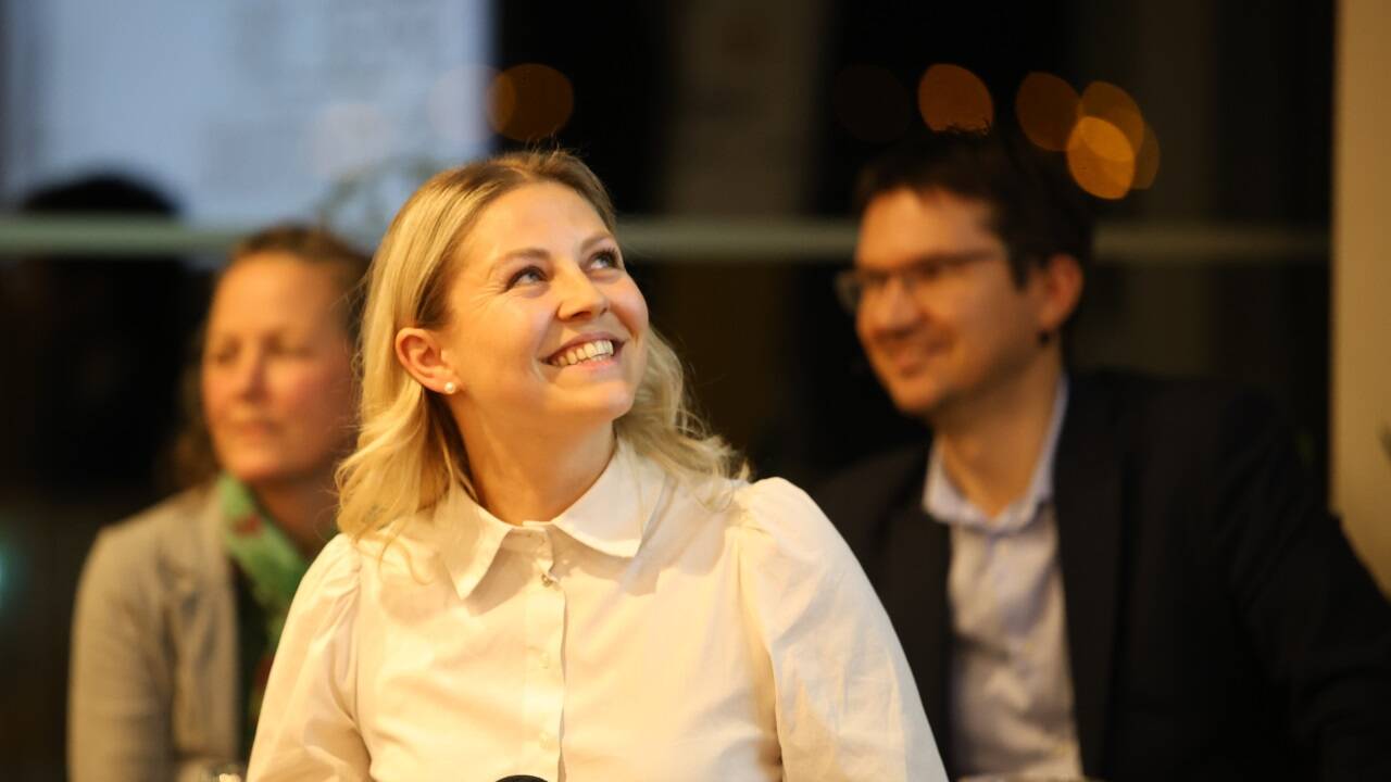 Eva-Maria Bürgler präsentierte die Ergebnisse der Umfrage zum Markenbildungsprozess. 