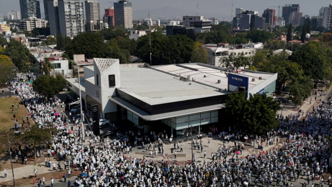 Tausende demonstrierten für Frieden in Mexiko Tausende demonstrierten für Frieden in Mexiko
