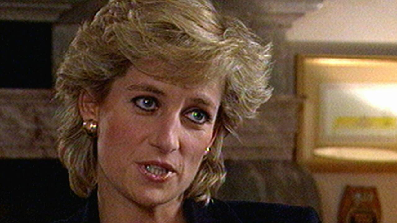 Prinzessin Diana starb im August 1997 bei einem Verkehrsunfall in Paris. Prinzessin Diana starb im August 1997 bei einem Verkehrsunfall in Paris.