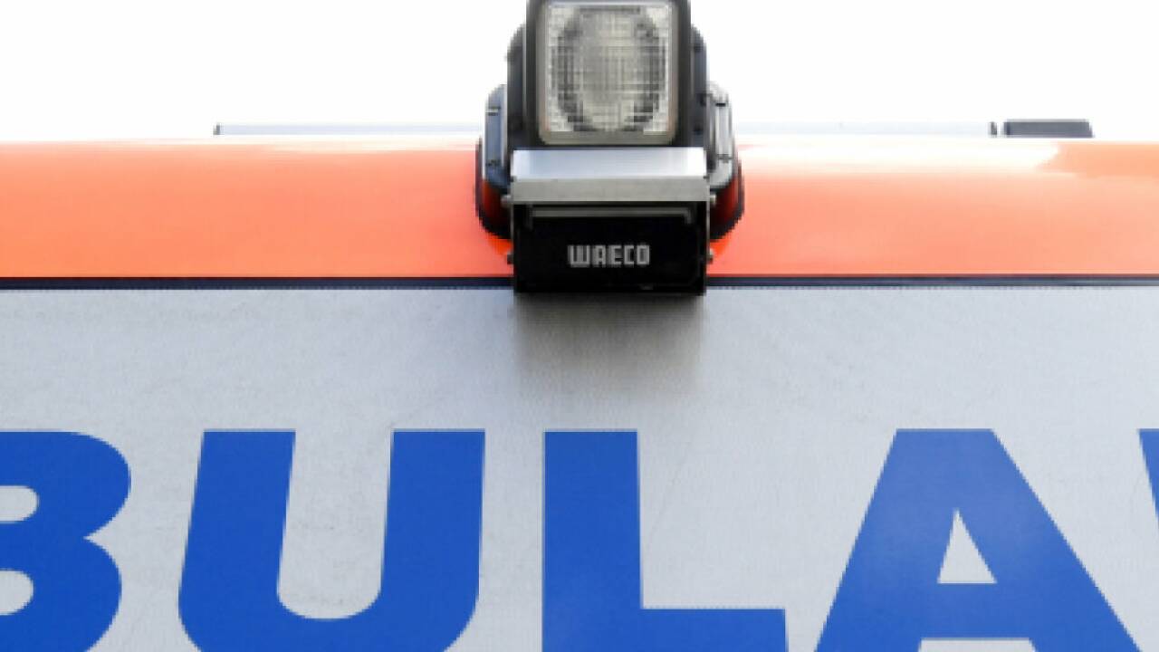 Die Frau ist nach dem Sturz im Krankenhaus verstorben Die Frau ist nach dem Sturz im Krankenhaus verstorben