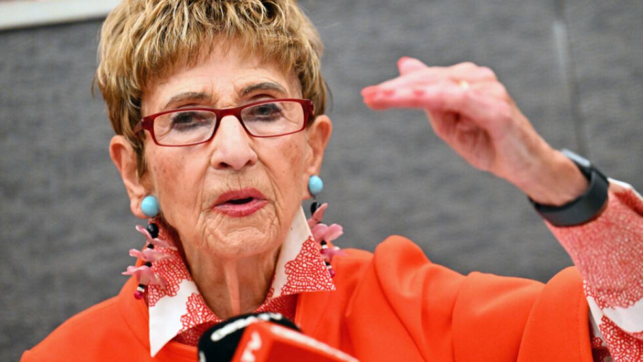 „Die Zusage muss halten“, sagt die Chefin des schwarzen Seniorenbunds zur geplanten Einführung der Flat Tax für Zuverdienste in der Pension ab Jänner 2026. 