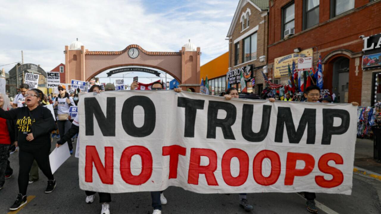 Protest gegen Entsendung der US-Nationalgarde nach Chicago Protest gegen Entsendung der US-Nationalgarde nach Chicago