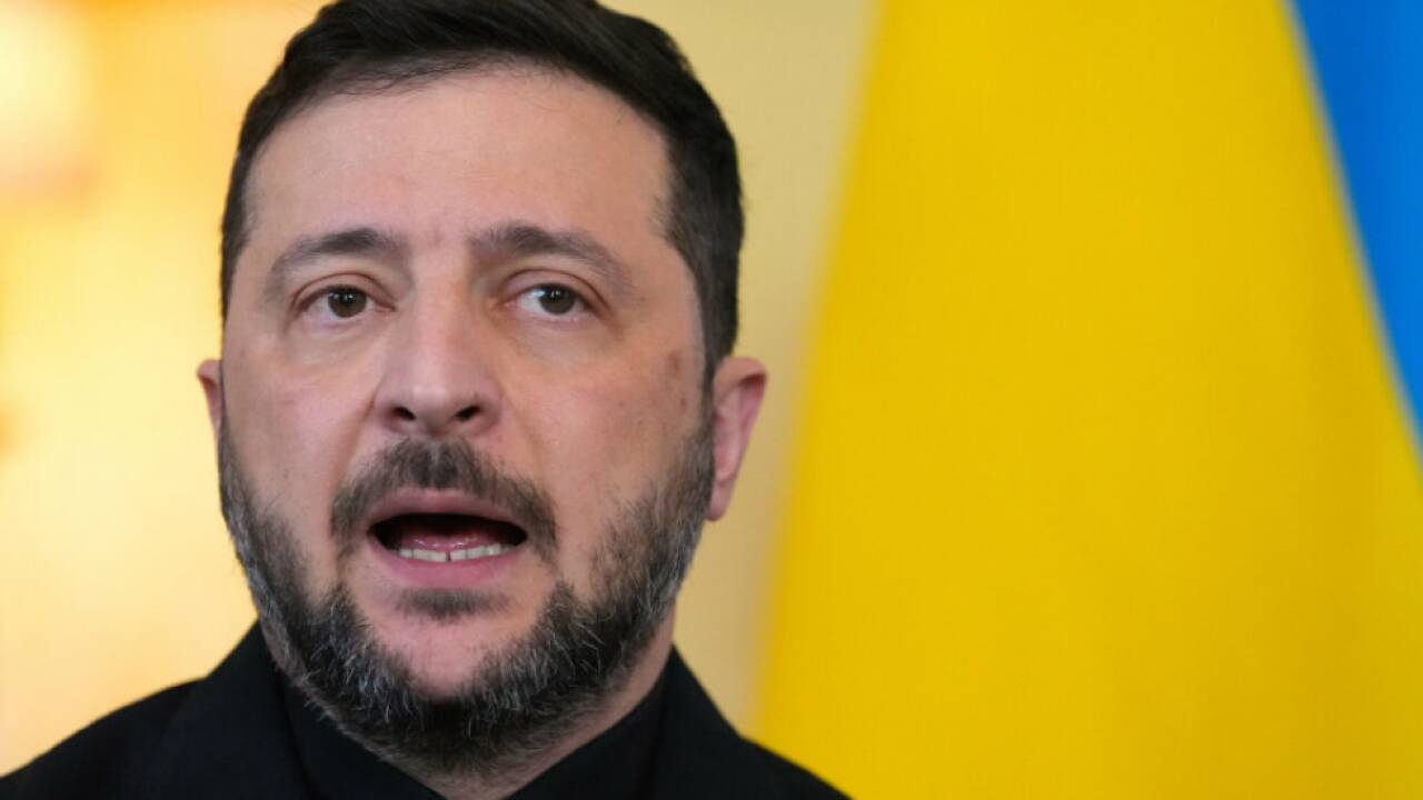 Selenskyj trifft Macron in Paris Selenskyj trifft Macron in Paris